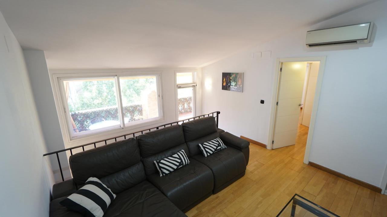 Appartement Duplex Sunshine & Parking By Rentalsevilla