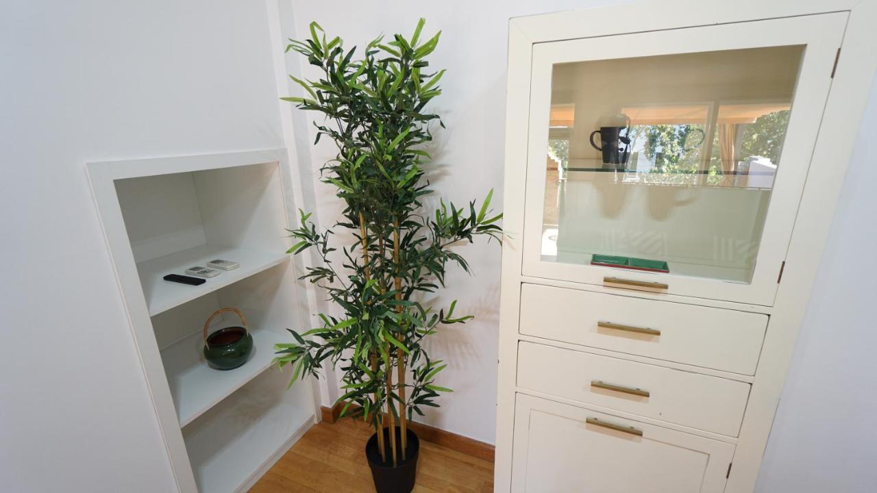 Duplex Sunshine & Parking By Rentalsevilla Appartement *